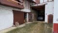 Garage und Innenhof 1