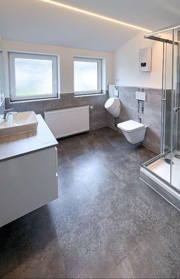 Badezimmer 1. OG