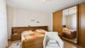 Schlafzimmer OG