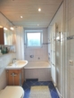 Badezimmer - Stylische 3-Zimmer-Wohnung mit Balkon – modernes Investment mit Zukunft!