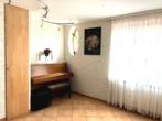Wohnzimmer - Stilvolle DHH mit Garten, Terrasse & Keller – 4 Etagen in bester Lage