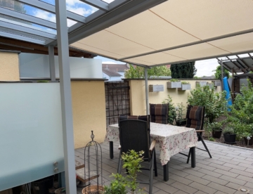 Stilvolle DHH mit Garten, Terrasse & Keller – 4 Etagen in bester Lage, 67304 Eisenberg, Doppelhaushälfte