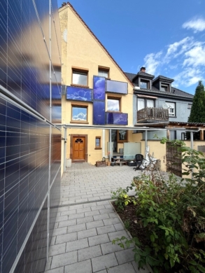 Modernes Effizienzhaus mit smarten Extras in Eisenberg, 67304 Eisenberg, Doppelhaushälfte