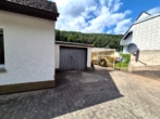 Garage und Carport - Ein-Zwei-Familien unter einem Dach – liebevoll renoviertes, freistehendes Zuhause mit Charakter