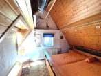 Schlafzimmer DG - Naturnah & stadtnah: Familienfreundliches Einfamilienhaus in begehrter Lage von Erfenbach