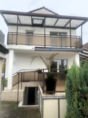 Modernisierte Doppelhaushälfte in Ludwigshafen, 67071 Ludwigshafen, Doppelhaushälfte