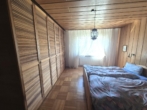 Schlafzimmer - Liebevoll erhaltenes Bauernhaus mit 3 modernisierten Wohneinheiten, ideal für kreative Wohnkonzepte